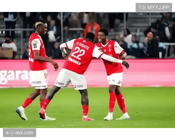 兰斯球员状态火热，强势回暖剑指联赛新高