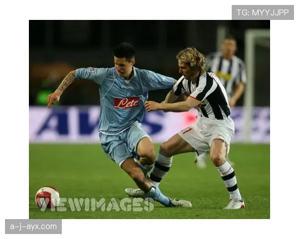 斯洛伐克足球传奇哈姆希克正式宣布退役，辉煌职业生涯圆满落幕