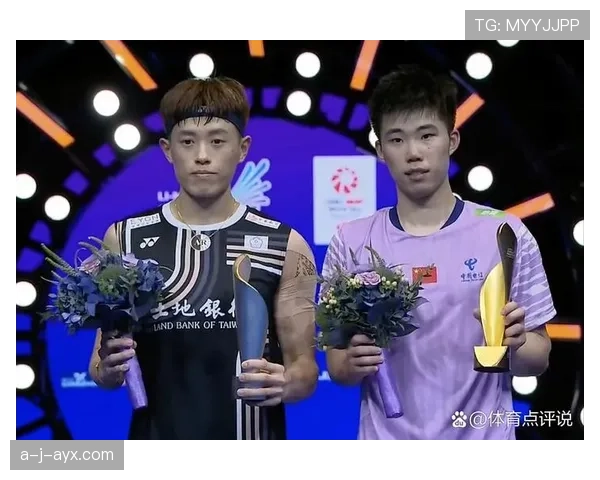 翁泓阳赛场冷若冰霜，私照里却像另一个世界的甜宠男友